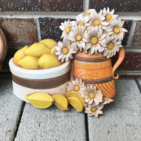 Syroco Other - Vintage Kitchen Decor Country Fruit Flowers